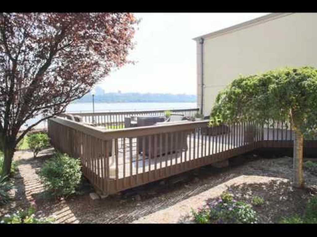 Comfort Inn Edgewater On Hudson River Ресторан фото