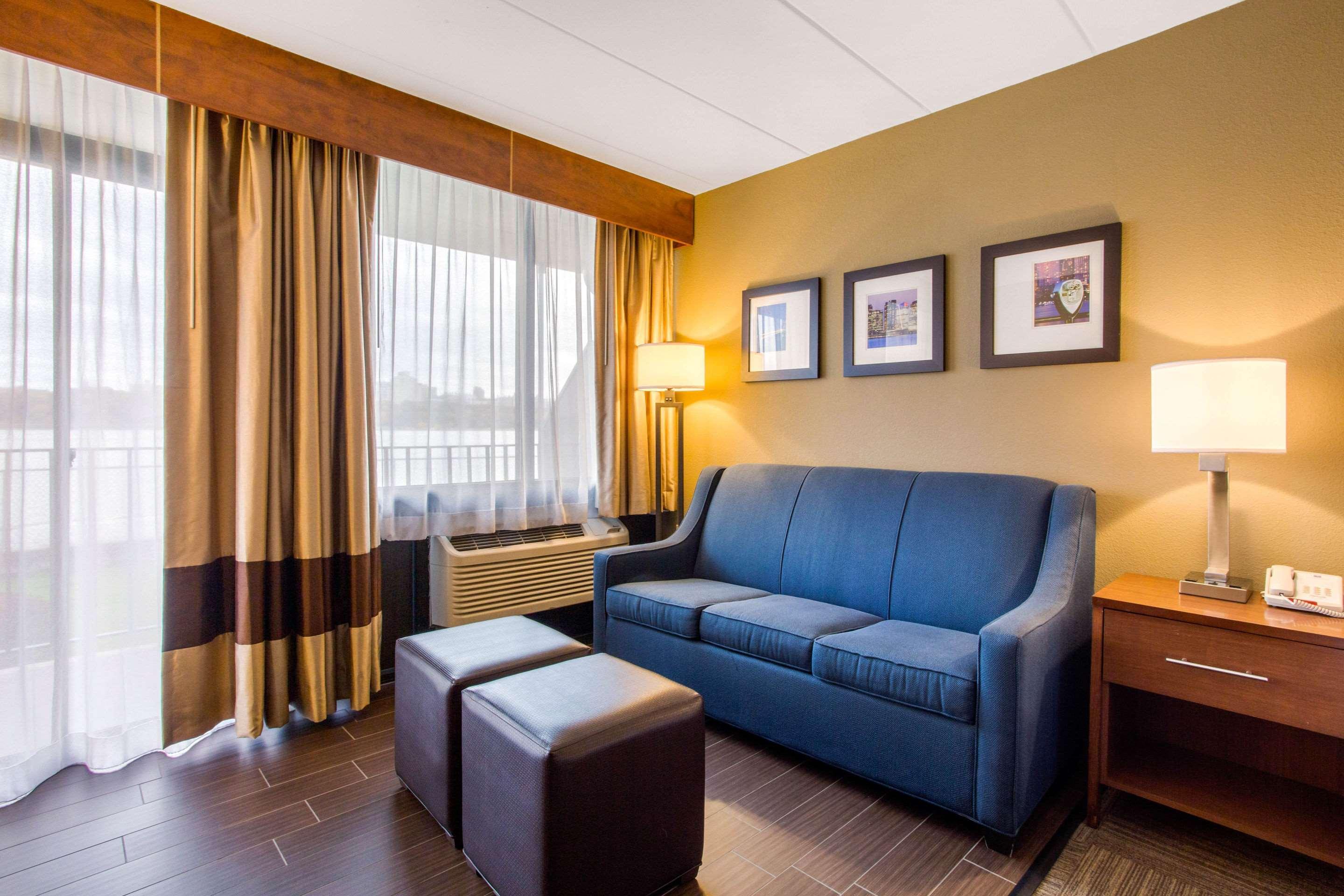 Comfort Inn Edgewater On Hudson River Экстерьер фото