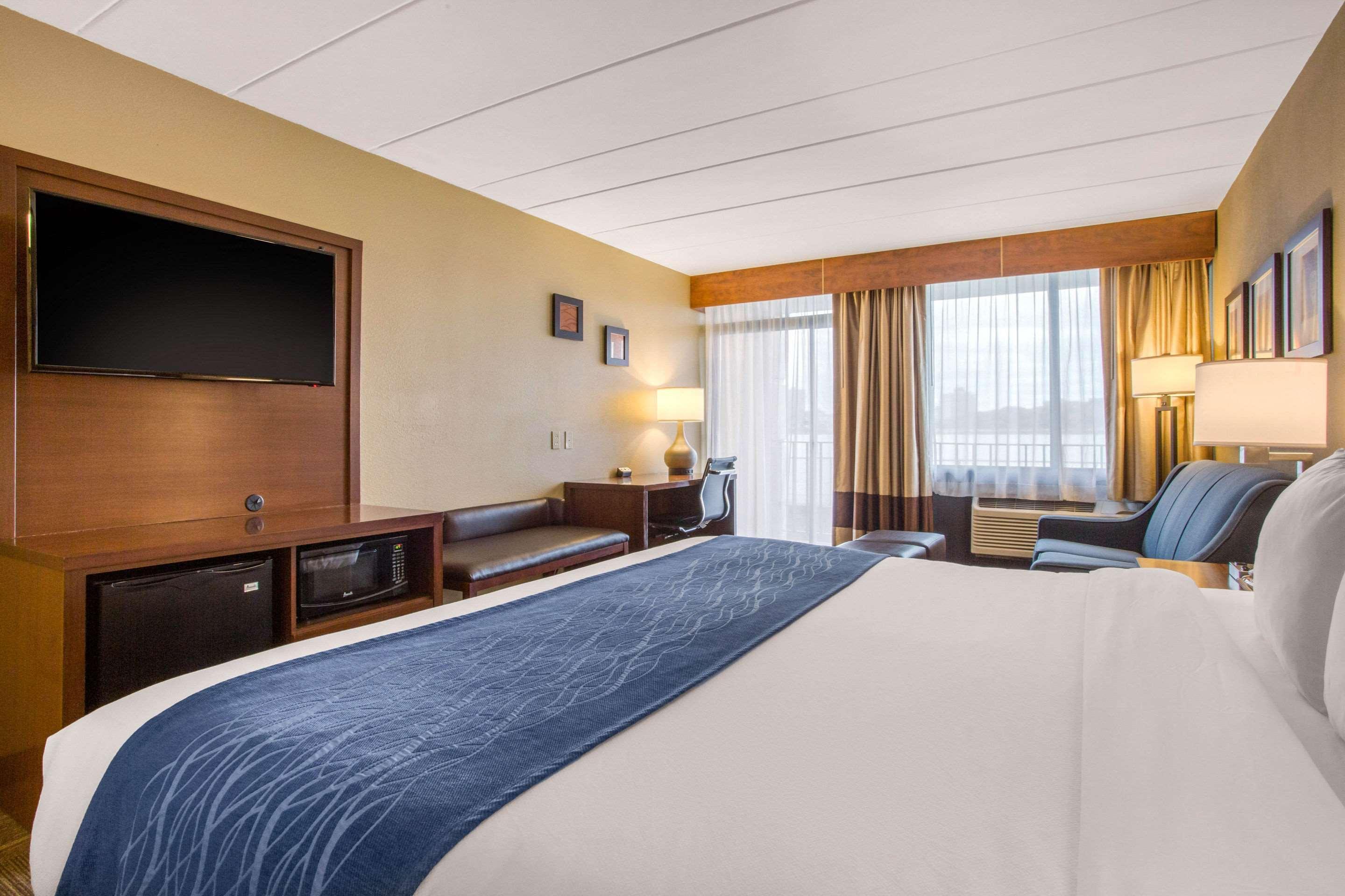 Comfort Inn Edgewater On Hudson River Экстерьер фото