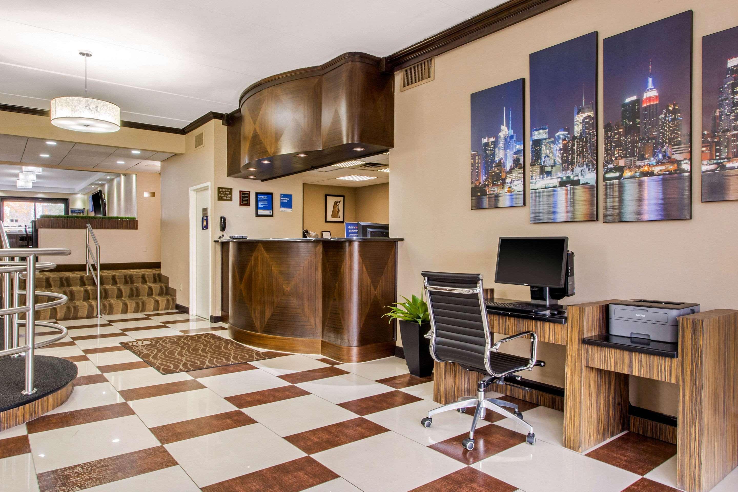 Comfort Inn Edgewater On Hudson River Экстерьер фото