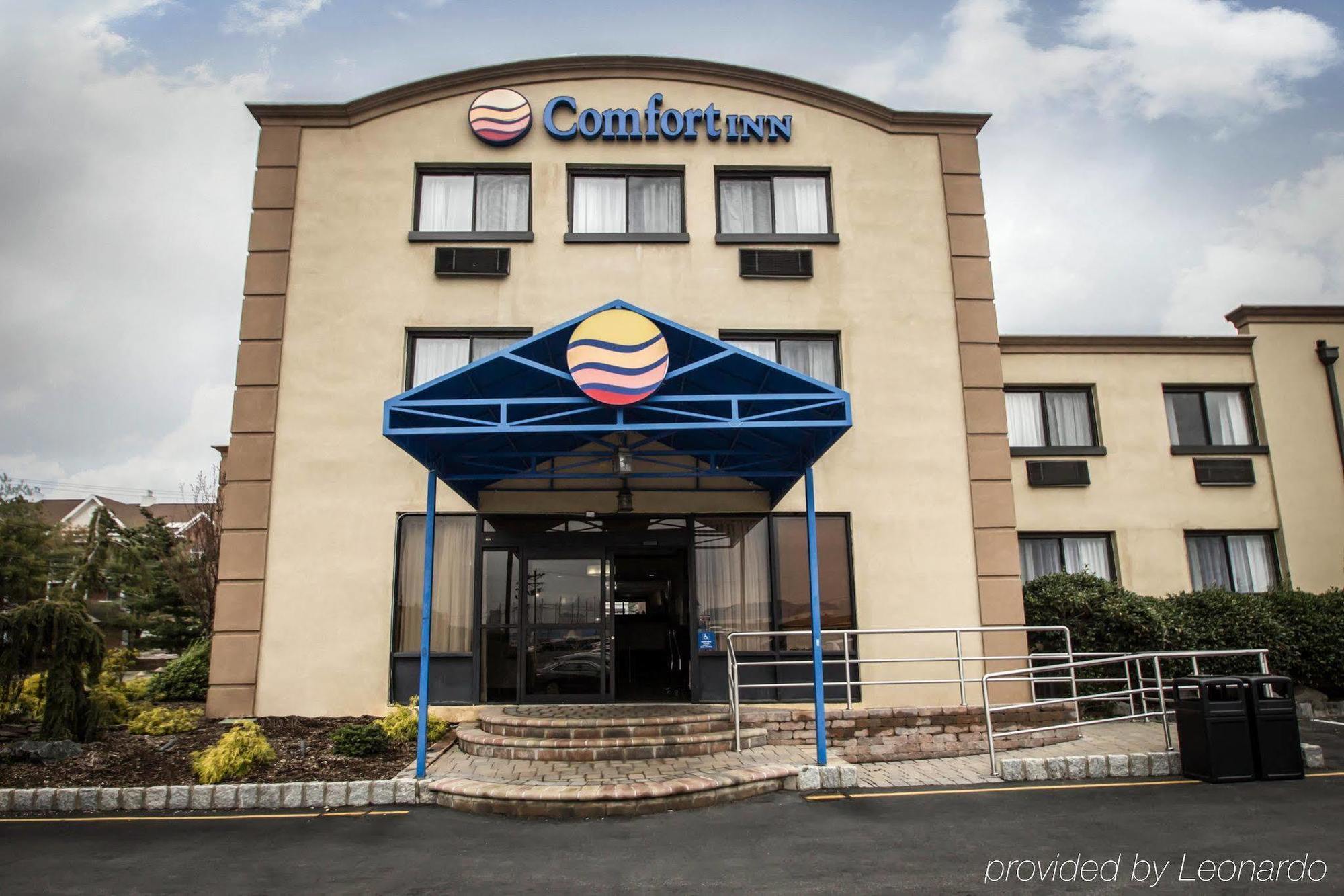 Comfort Inn Edgewater On Hudson River Экстерьер фото